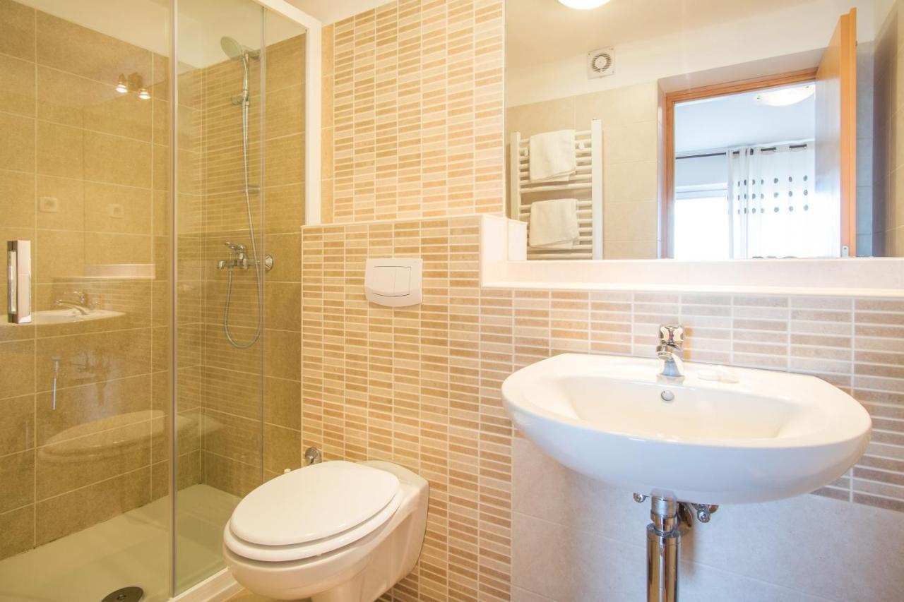 Apartments Bogdanic Krk I Кърк Екстериор снимка